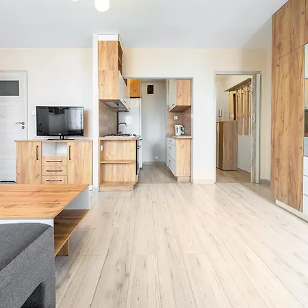 Lubuska Comfy Wooden By Bookinghost Apartamento *